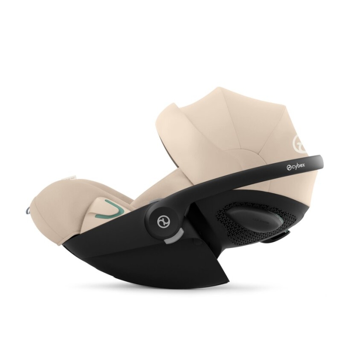 Preview: CYBEX Cloud G3 Plus Almond Beige – Seitenansicht in flacher Liegeposition